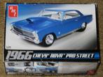 Bouwdoos 1966 Chevy Nova pro street AMT, Overige merken, Auto, Groter dan 1:32, Nieuw
