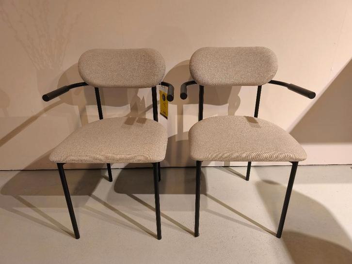 Studio HENK armstoelen Oblique (set  van 2), Huis en Inrichting, Stoelen, Eén, Stof, Grijs, Ophalen