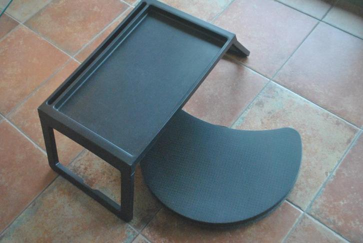 Dienblad en laptop kussen, Computers en Software, Laptoptafels, Zo goed als nieuw, Ophalen of Verzenden