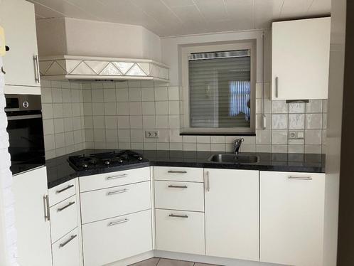 Keuken met granietenblad, Huis en Inrichting, Keuken | Complete keukens, Gebruikt, Hoekkeuken, Crème, Graniet of Steen, Ophalen