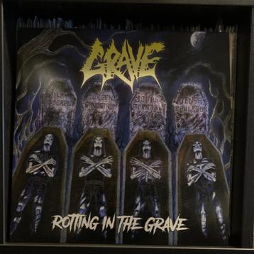 GRAVE - Rotting In The Grave LP beschikbaar voor biedingen