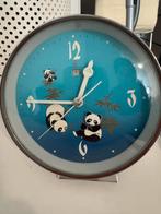 Vintage Klok met Bewegende Panda's, Ophalen of Verzenden, Gebruikt, Analoog, Wekker of Tafelklok