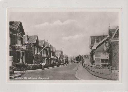 Woerden - Utrechtsestraatweg * 250902-01, Verzamelen, Ansichtkaarten | Nederland, Ongelopen, Utrecht, 1940 tot 1960, Ophalen of Verzenden