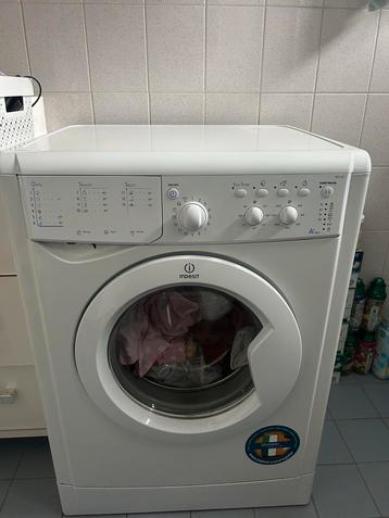 Indesit Wasmachine beschikbaar voor biedingen