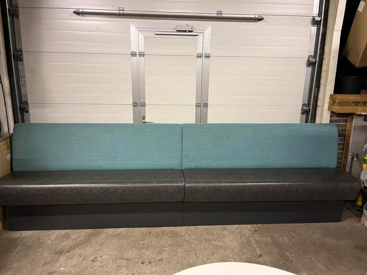 2 stuks lange horeca restaurant wandbanken / eetkamerbanken, Huis en Inrichting, Complete eetkamers, Zo goed als nieuw, Ophalen