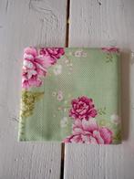 Prachtig Tilda quiltstofje - roosje op groene ondergrond, Hobby en Vrije tijd, Nieuw, Ophalen of Verzenden, 30 tot 120 cm, Katoen