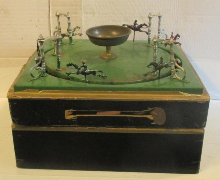 antieke Franse jeu de course met paarden jeu de comptoir, Antiek en Kunst, Antiek | Speelgoed, Verzenden