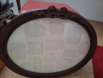 Fotolijst met passepartout en strik. 62*55 beschikbaar voor biedingen