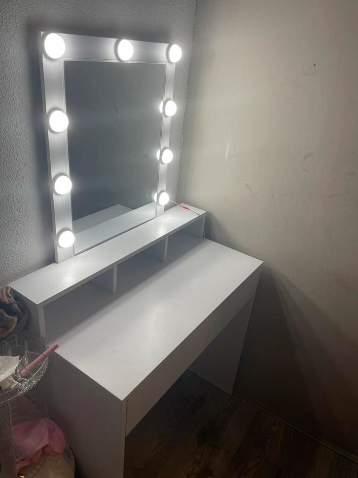 Mooie Make-up Tafel met Spiegel, Huis en Inrichting, Tafels | Kaptafels, Zo goed als nieuw, 100 tot 150 cm, 50 tot 100 cm, Hout