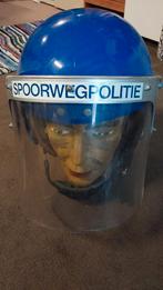 Politie M.E. Helm N.S. Spoorwegpolitie, NS., Ophalen of Verzenden, Overige soorten, Nederland, Helm of Baret