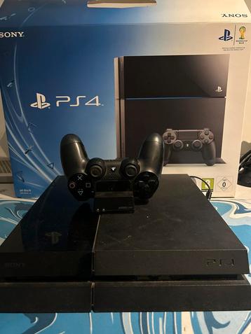 PlayStation 4 met doos, accessoires en 9 games! beschikbaar voor biedingen