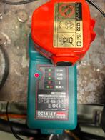 Makita DC1414T Acculader 7,2-14,4V, Ophalen of Verzenden, Gebruikt
