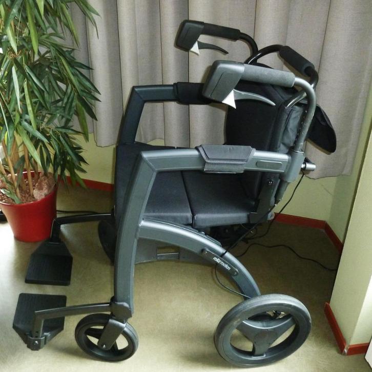 Rollz motion rolstoel/rollator, licht en opklapbaar z.g.a.n., Diversen, Rolstoelen, Zo goed als nieuw, Duwrolstoel, Inklapbaar