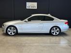 BMW 3-SERIE coupe 330i High Executive Leder Navi Xenon Adapt, Auto's, BMW, Automaat, Achterwielaandrijving, Gebruikt, Zwart