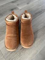 Warmbat Uggs - Zo goed als nieuw!, Kleding | Dames, Schoenen, Ophalen of Verzenden, Zo goed als nieuw, Bruin, Lage of Enkellaarzen