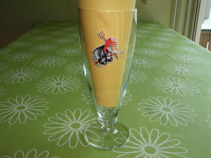 La Chouffe glas - Is dit een kwelchouffe?, Verzamelen, Biermerken, Zo goed als nieuw, Glas of Glazen, Overige merken, Ophalen of Verzenden
