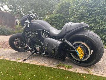 Harley Night Rod Special 5HD “The Blackout” - 3200 km - 280” beschikbaar voor biedingen