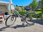 Cross fiets trekking type 700c Arrow, Fietsen en Brommers, Ophalen, Gebruikt
