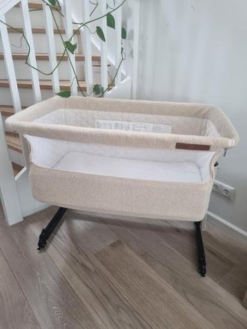 Born Lucky Sleepy Teddy Co Sleeper - Beige/Cream. beschikbaar voor biedingen
