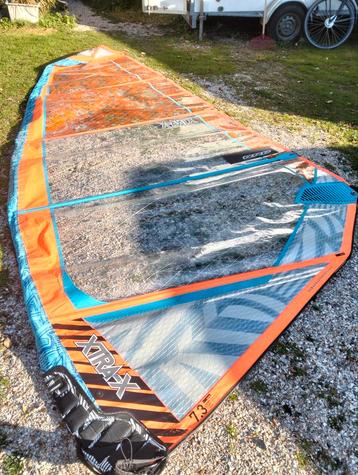 Diverse zeilen:4.5/ 4,7 / 5,3/ 5,6/5.7/6.0/ 7,3 m2 beschikbaar voor biedingen