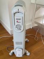 Olie kacheltje DeLonghi, Doe-het-zelf en Verbouw, Verwarming en Radiatoren, Nieuw, Kachel, 800 watt of meer, Minder dan 60 cm