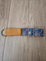 Muttwears Starry Night Kurk Halsband 30-37 cm, Dieren en Toebehoren, Ophalen of Verzenden, Zo goed als nieuw