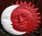 Groot zwaar zon maan muurtegel van steen 60cm bij 55cm, Tuin en Terras, Tuinbeelden, Steen, Overige typen, Ophalen of Verzenden