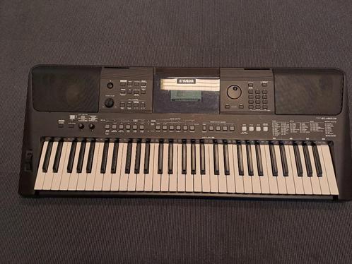 Yamaha PSRE463 keyboard, Muziek en Instrumenten, Keyboards, Gebruikt, 61 toetsen, Yamaha, Aanslaggevoelig, Ophalen