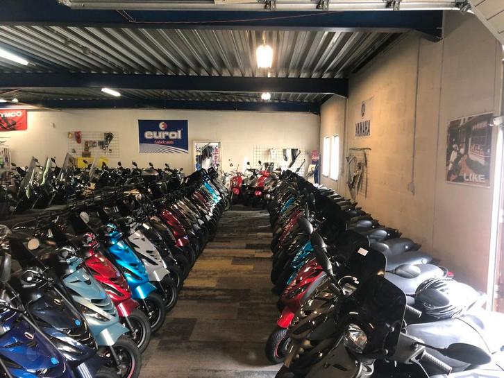 HERFSTKRAKERS: PIAGGIO ZIP (bj 2020), Fietsen en Brommers, Scooters | Piaggio