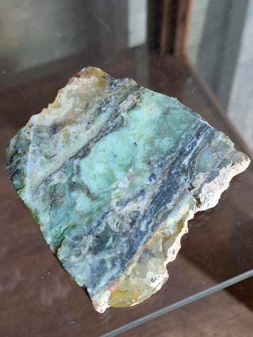 Plak ruwe opaal edelsteen miberaal waveliet wavelite beschikbaar voor biedingen