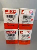 Piko 4x container wagens 2x 97162     2x 58754  maersk  oocl, Hobby en Vrije tijd, Modeltreinen | H0, Ophalen of Verzenden, Gelijkstroom