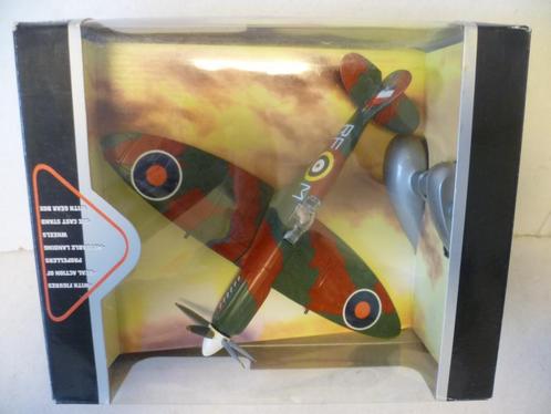 Toy Mark vliegtuig Spitfire met standaard nieuw in doos 1:48, Verzamelen, Luchtvaart en Vliegtuigspotten, Nieuw, Schaalmodel, Ophalen of Verzenden