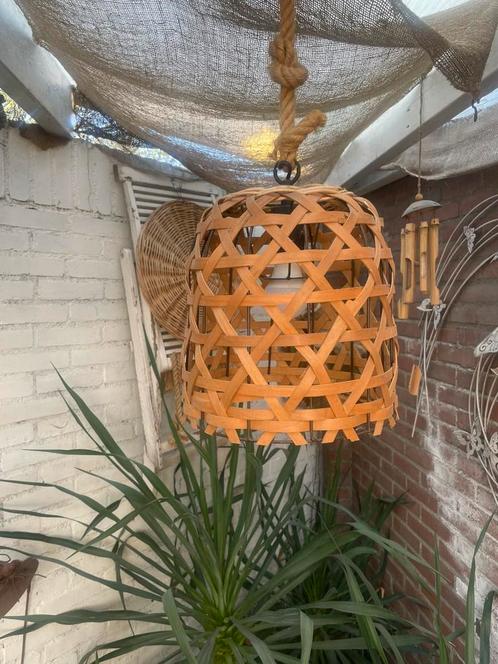 Super gezellige hanglampen 2x aan een dik (electra) koord, Huis en Inrichting, Lampen | Hanglampen, Zo goed als nieuw, Minder dan 50 cm