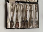 Antieke vorkjes Apostelen in antieke doos verzilverd, Antiek en Kunst, Ophalen of Verzenden