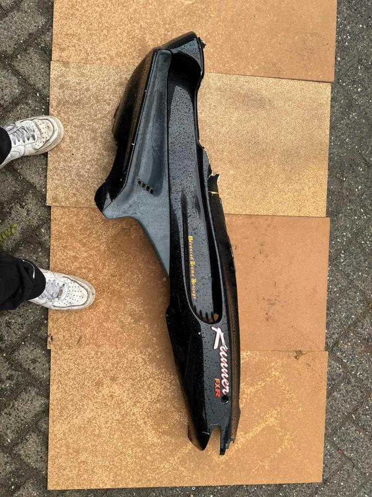 Gilera runner linker achterkap 2, Motoren, Tuning en Styling, Ophalen of Verzenden