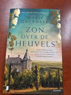 Zon over de heuvels - Marie Lacrosse, Boeken, Romans, Ophalen of Verzenden, Zo goed als nieuw, Nederland