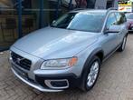 Volvo XC70 3.2 Momentum AWD Automaat LEER / NAVI / TREKHAAK, Auto's, Automaat, 238 pk, Gebruikt, Zwart