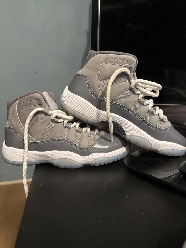 Air Jordan 11 Cool Grey - Maat 35,5, Kleding | Heren, Schoenen, Zo goed als nieuw, Sneakers of Gympen, Overige kleuren, Ophalen