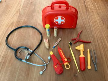 Speelgoed Dokterset beschikbaar voor biedingen