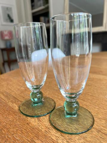 Vintage Luminarc champagne glazen met groene voet beschikbaar voor biedingen