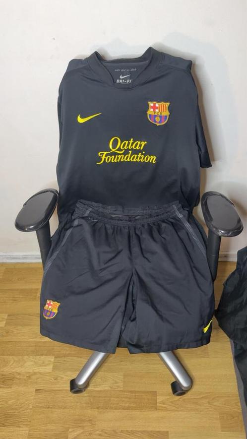 Nike FC. Barcelona 3e tenue 2011-2012 L, Sport en Fitness, Voetbal, Zo goed als nieuw, Shirt, Maat L, Ophalen of Verzenden