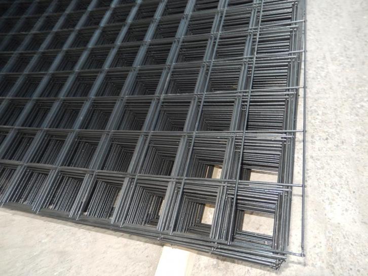 Draadmat betongaas bouwstaalmat  geplastificeerd zwart (*), Tuin en Terras, Tuinschermen, Nieuw, Ophalen of Verzenden