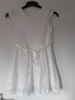 Mooi  gebroken witte feestjurk draagmaat 134/140, Kinderen en Baby's, Kinderkleding | Maat 134, Ophalen of Verzenden, Zo goed als nieuw