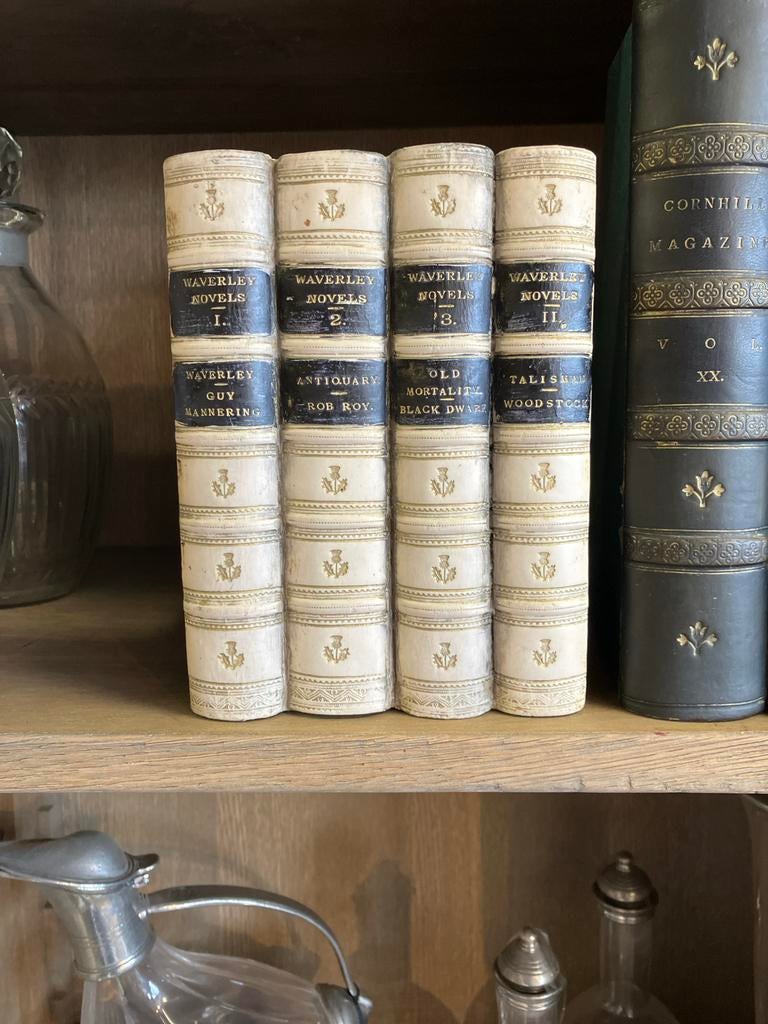 Originele Bookworks CD standaard, Antiek en Kunst, Antiek | Boeken en Bijbels, Ophalen of Verzenden