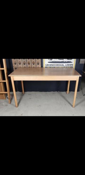 Bureau eettafel jaren 70 afmetingen 140 x 70 schoolbureau 