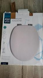 AQUAVIVE toiletzitting. Softclose systeem. Wit. Universeel., Ophalen of Verzenden, Nieuw, Toilet