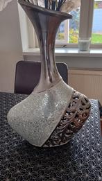 Mooie design vaas helemaal heel, Ophalen, Zo goed als nieuw