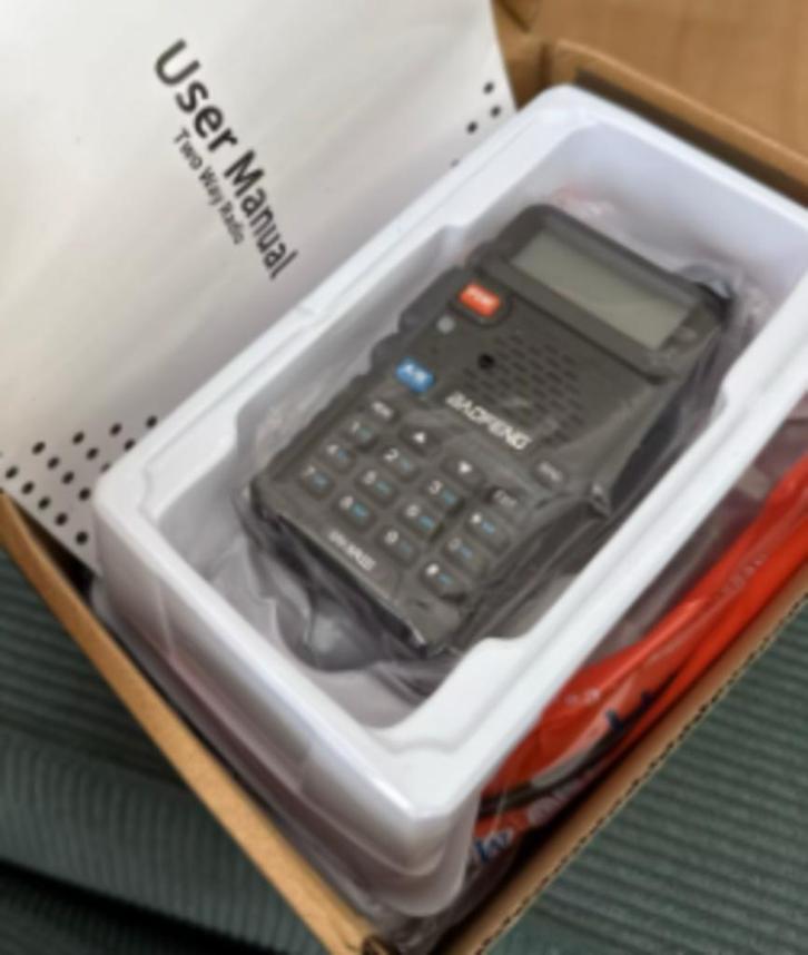 BaoFeng UV-5R 8 Watt Portofoon inclusief accessoires, Telecommunicatie, Portofoons en Walkie-talkies, Nieuw, Portofoon of Walkie-talkie