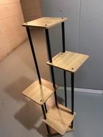 Zo goed als nieuwe plantentafel, Huis en Inrichting, Woonaccessoires | Zuilen en Pilaren, Ophalen of Verzenden, Zo goed als nieuw