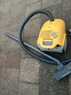 Stofzuiger merk bosch 1600 watt voor maar 40 euro koopje, Witgoed en Apparatuur, Stofzuigers, Stofzak, Stofzuiger, Ophalen of Verzenden